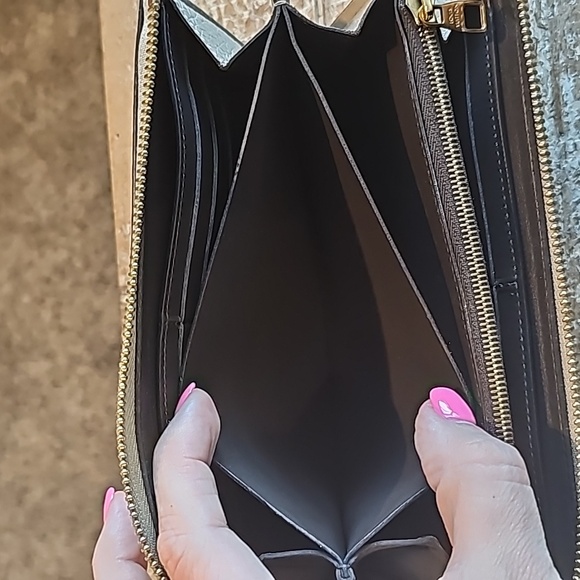 Louis Vuitton Comete Wallet Women's Veau Cachemire Leather Long Wallet - Picture 11 of 16